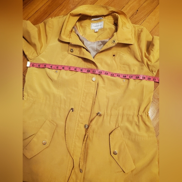 Charter Club Water Resistant jacket. Rain. Yellow. Women size M. No hood. - Picture 5 of 15